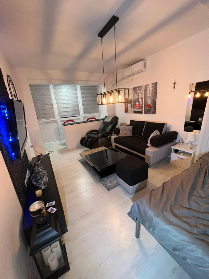 Apartman Paola - Massage Chair- 0-24 Self Check In Out- Zupanja Eksteriør bilde